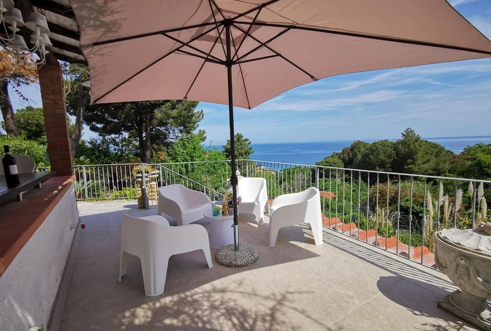 Casa Panoramica Bouganville SantʼAndrea