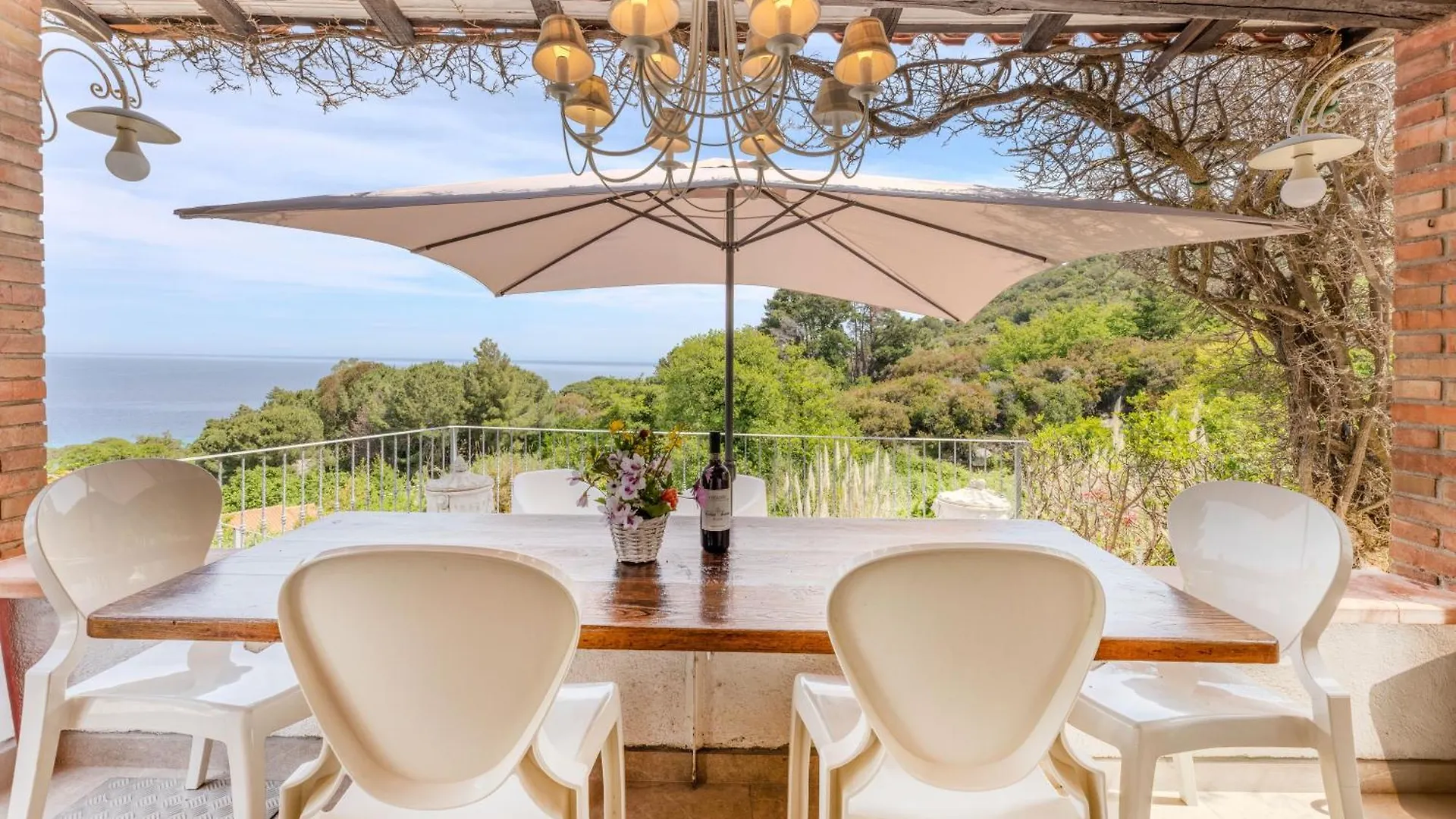 Casa Panoramica Bouganville SantʼAndrea 0*,  Italien