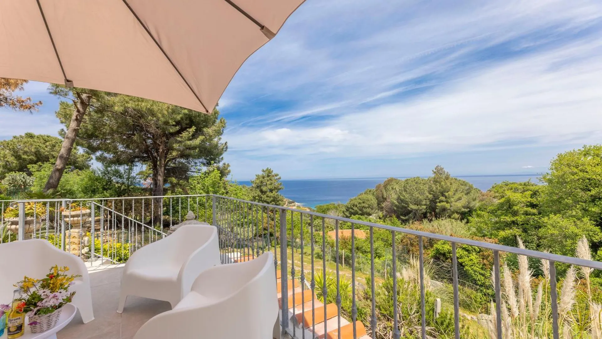 Ferienhaus Casa Panoramica Bouganville SantʼAndrea