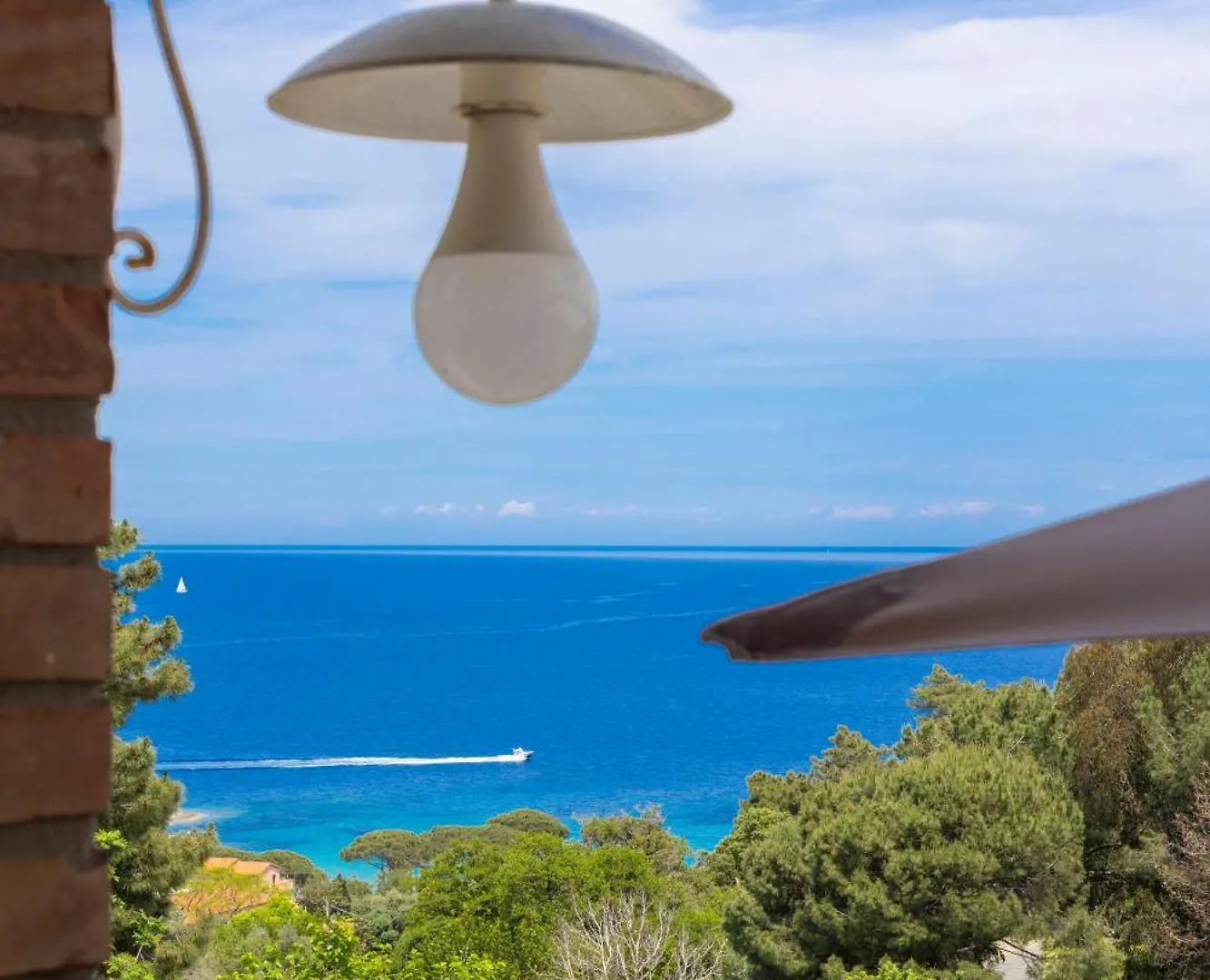 Casa Panoramica Bouganville SantʼAndrea 0*,