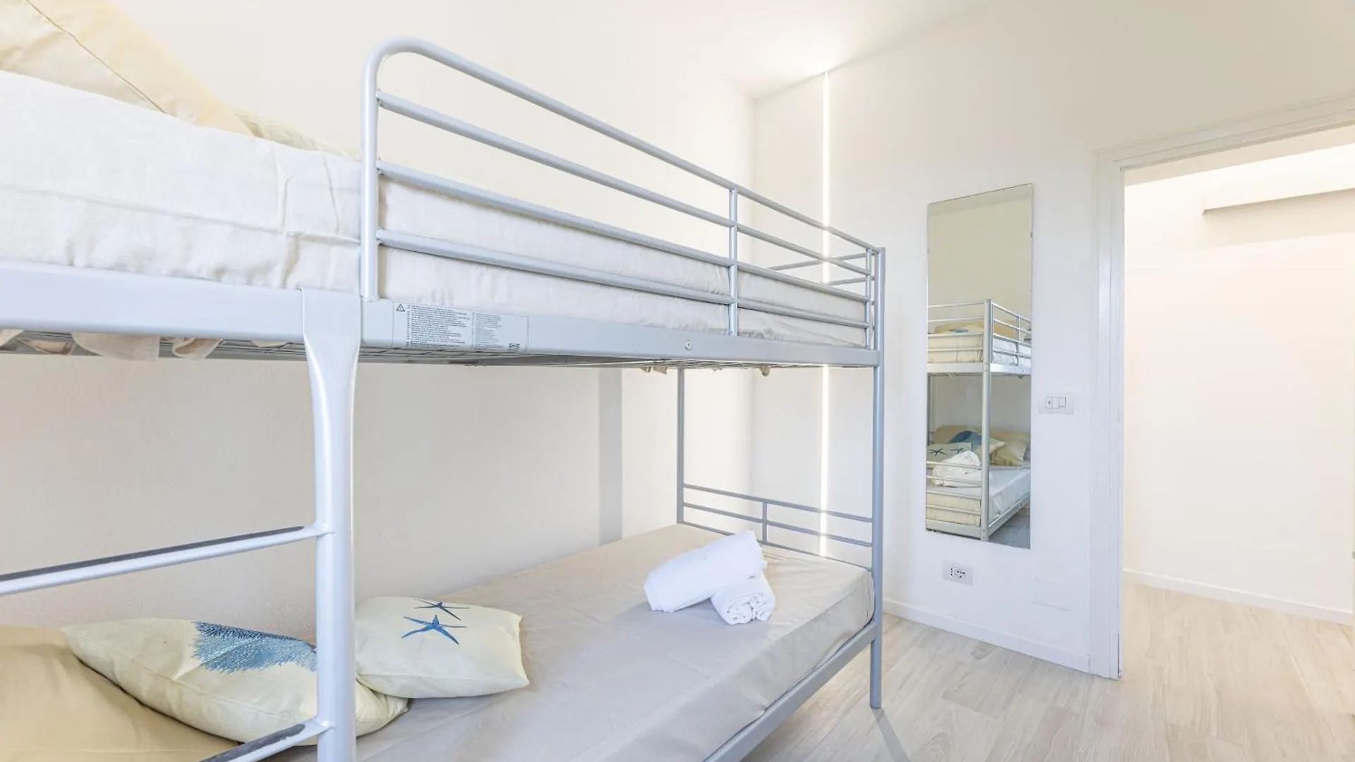 Casa Panoramica Bouganville Sant'Andrea  Holiday home Sant'Andrea (Isola d'Elba)
