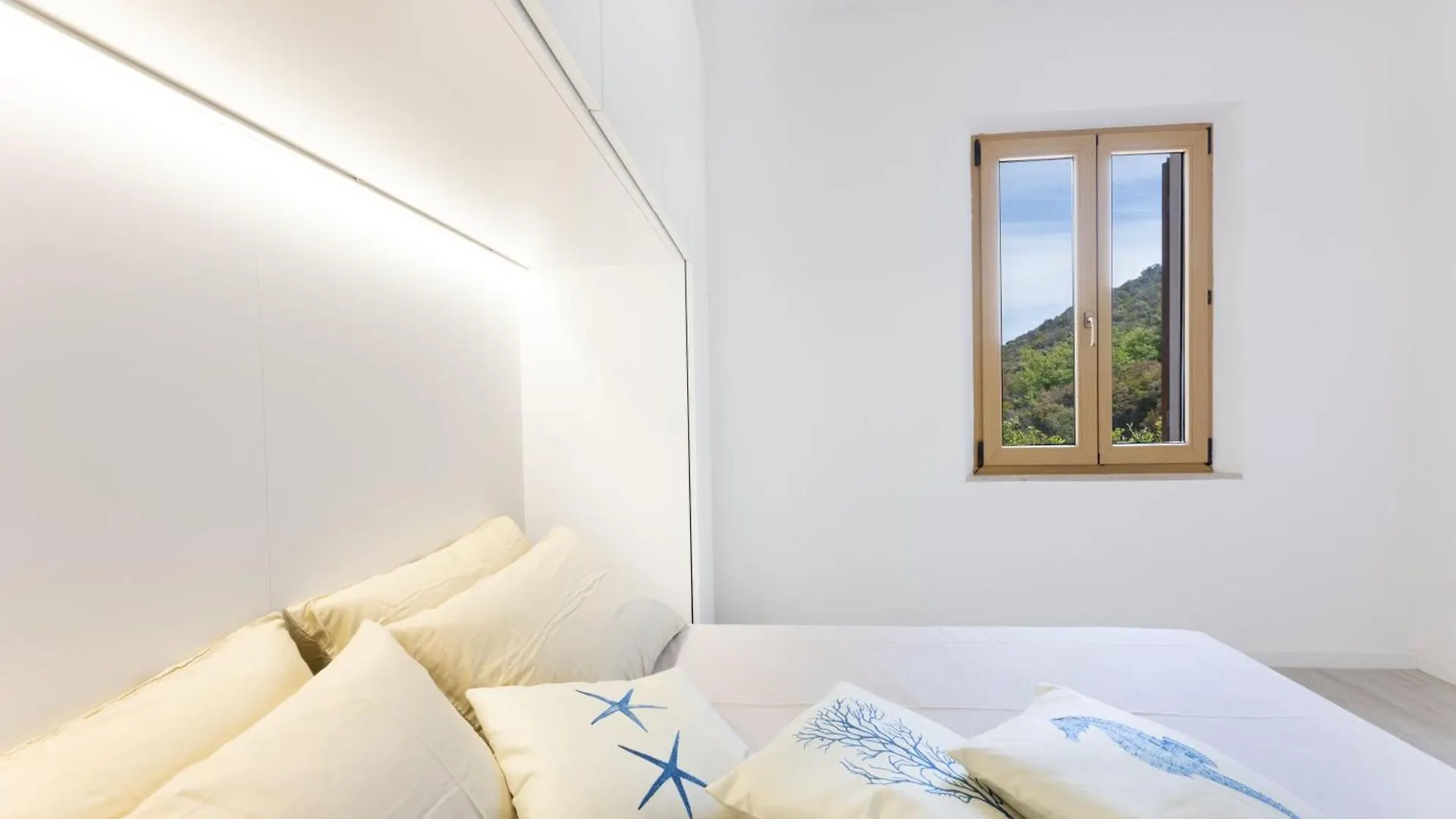 Casa Panoramica Bouganville Sant'Andrea